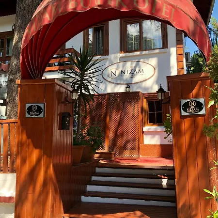 Nizam Butik Bueyuekada Hotel 3*