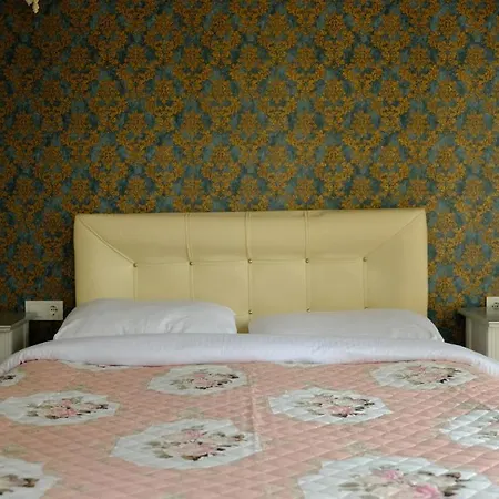 Nizam Butik Bueyuekada