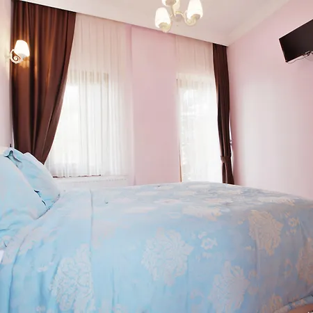 Nizam Butik Bueyuekada