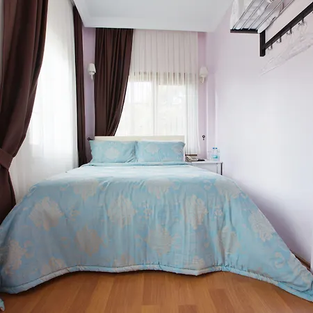 Nizam Butik Bueyuekada מלון 3*