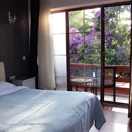 Otel Nizam Butik Büyükada