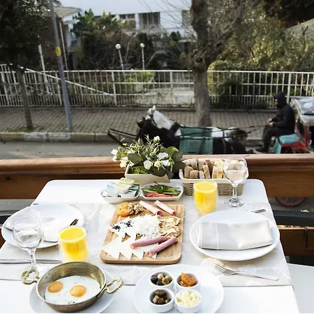 Nizam Butik Bueyuekada Hotel