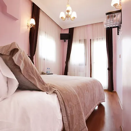 Nizam Butik Bueyuekada 3*