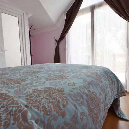 Nizam Butik Bueyuekada Hotel Adalar