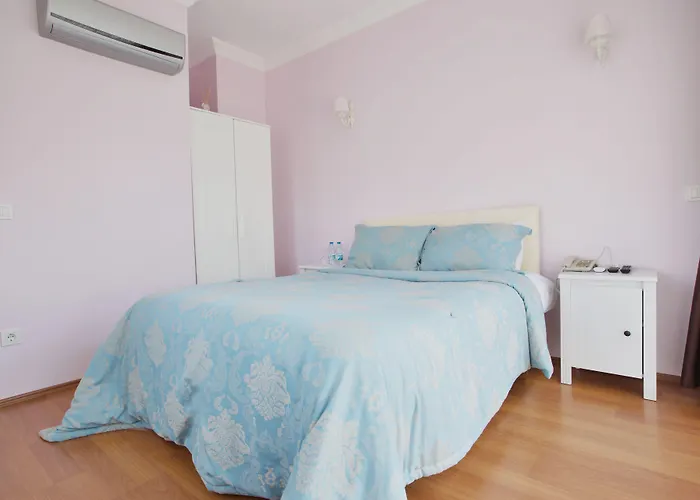 Nizam Butik Bueyuekada Szálloda 3*