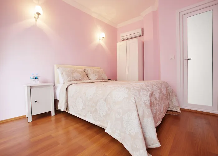 Nizam Butik Bueyuekada Adalar