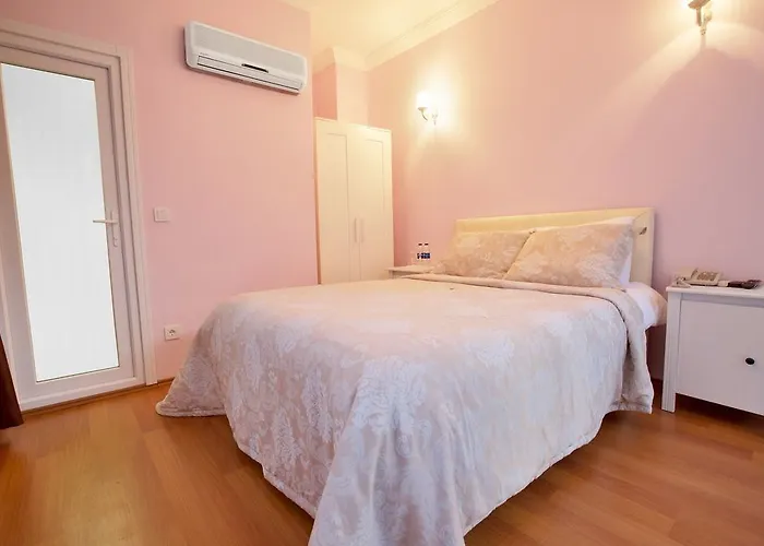 Nizam Butik Bueyuekada 3* Adalar